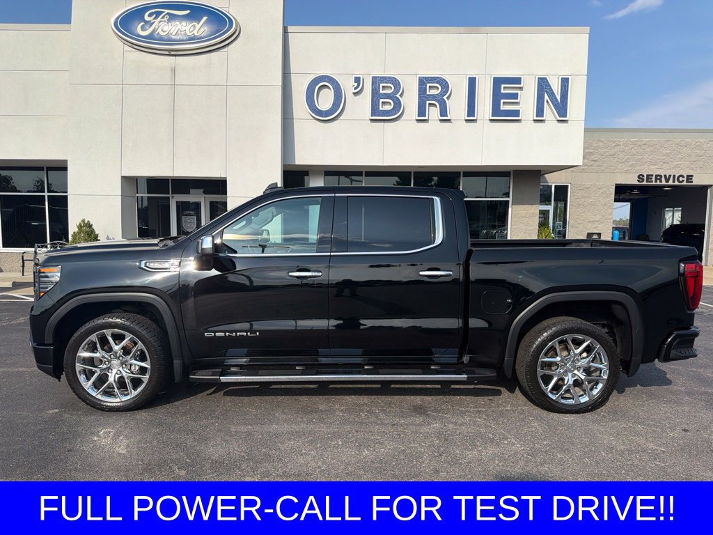 Used 2022 GMC Sierra 1500 Denali w/ Technology Package AWD/4WD image 2
