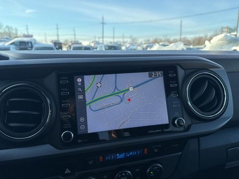 Used 2023 Toyota Tacoma TRD Off-Road image 20