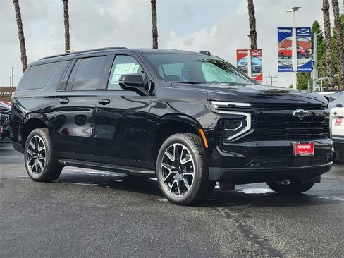 New 2026 Chevrolet Suburban RST w/ Comfort Package image 29