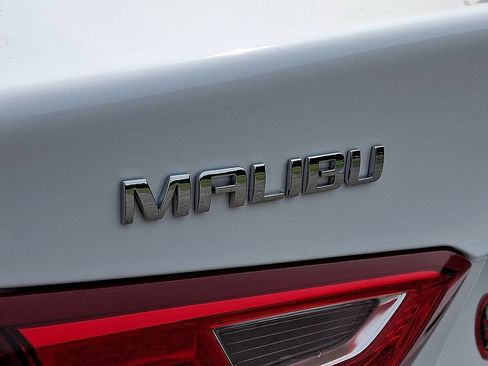Used 2023 Chevrolet Malibu LT FWD image 30