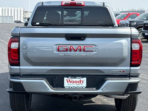 New 2026 GMC Canyon AT4 AWD/4WD image 9