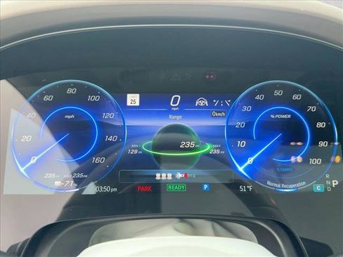 Used 2023 Mercedes-Benz EQS 580 4MATIC SUV image 11