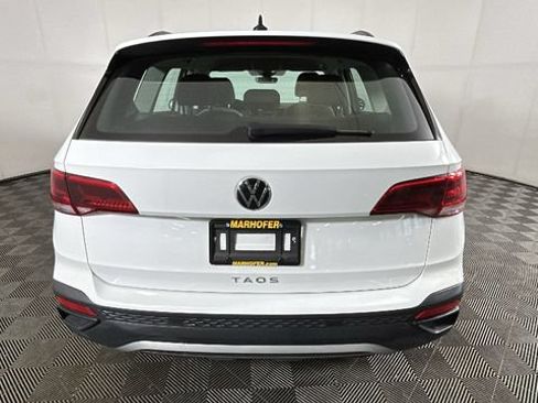 Used 2024 Volkswagen Taos S FWD image 3