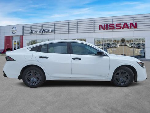 New 2027 Nissan Sentra S w/ Floor Mat Package FWD image 4