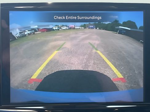 Used 2024 Chrysler Pacifica Touring-L FWD image 28