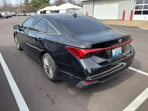 Certified 2021 Toyota Avalon Limited w/ Advanced Safety Package image 7