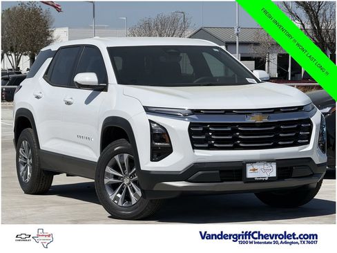 New 2026 Chevrolet Equinox LT w/ Safety and Technology Package FWD image 2