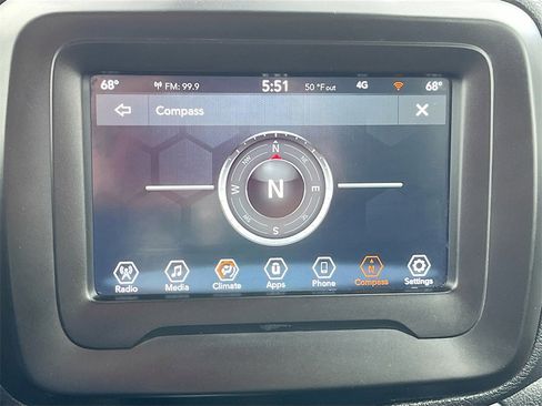 Used 2021 Jeep Renegade Latitude image 13