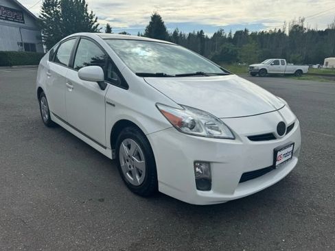 Used 2010 Toyota Prius Five FWD image 1