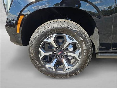 New 2026 GMC Yukon AT4 w/ AT4 Premium Plus Package AWD/4WD image 10