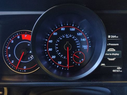 Used 2022 Hyundai Elantra SEL image 23