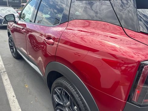 Certified 2026 Nissan Kicks SR FWD image 3