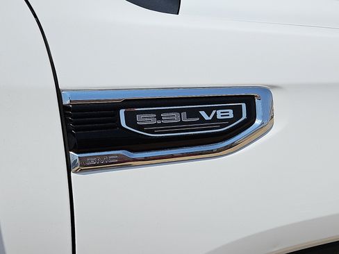 Used 2025 GMC Sierra 1500 SLT RWD image 6