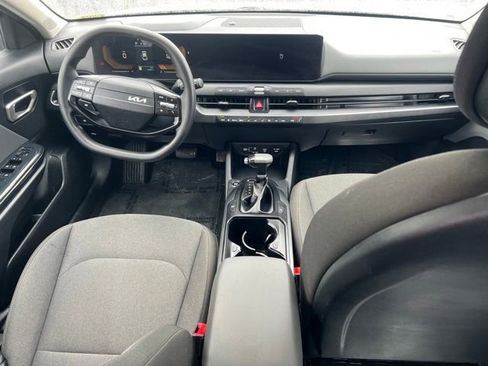 Used 2025 Kia K4 FWD image 14