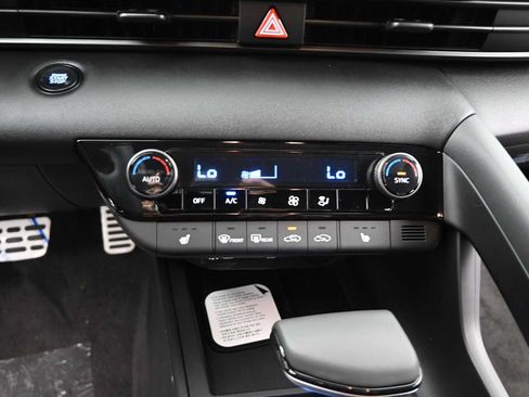 New 2026 Hyundai Elantra SEL Sport FWD image 19