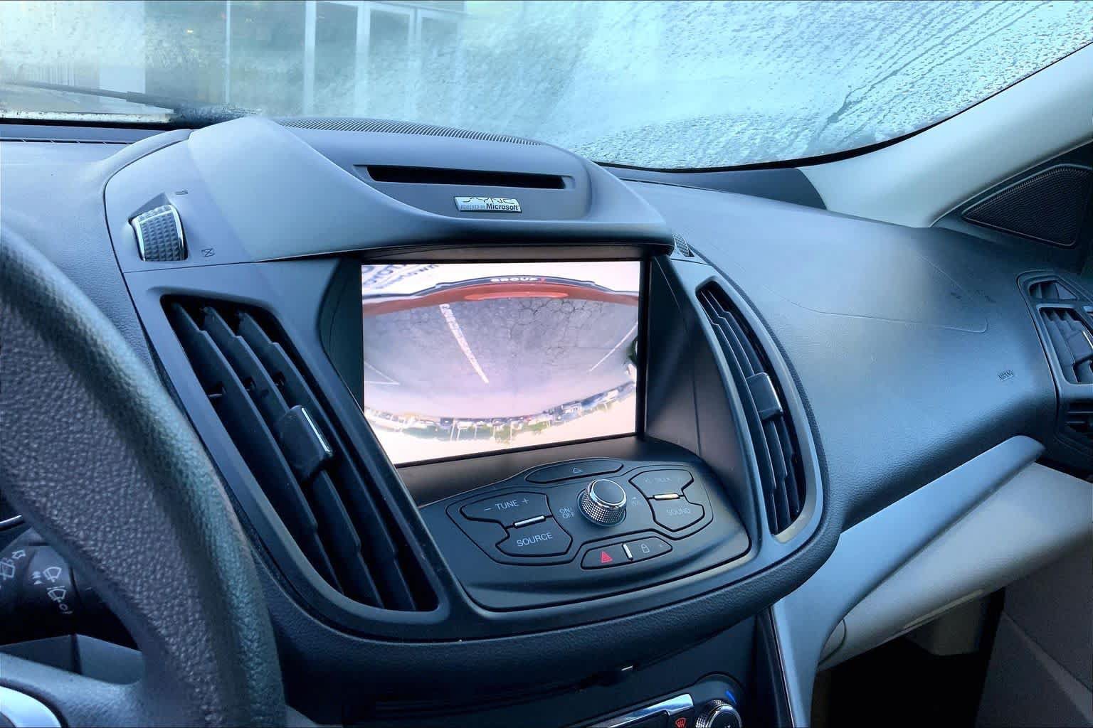 Used 2014 Ford Escape SE w/ Equipment Group 201A FWD image 26