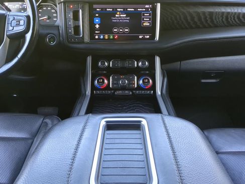 Used 2021 GMC Yukon Denali RWD image 50