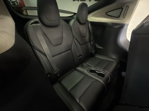 Used 2018 Tesla Model X 75D AWD/4WD image 25