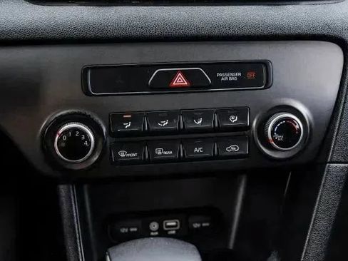 Used 2019 Kia Sportage LX FWD image 29