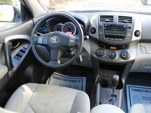 Used 2009 Toyota RAV4 2WD image 9