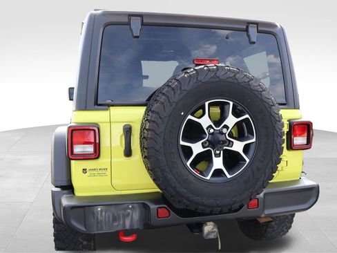 Used 2022 Jeep Wrangler Unlimited Rubicon w/ Cold Weather Group image 8