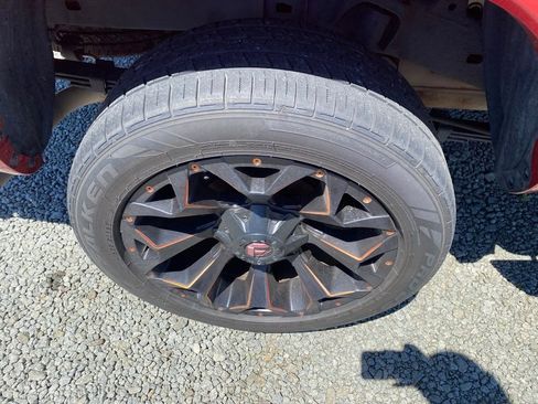 Used 2022 Toyota Tacoma SR5 w/ Technology Package RWD image 20