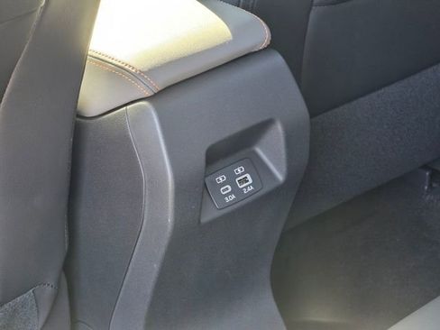 New 2026 Subaru Crosstrek 2.5i Limited w/ Crosstrek Mirror Package image 18