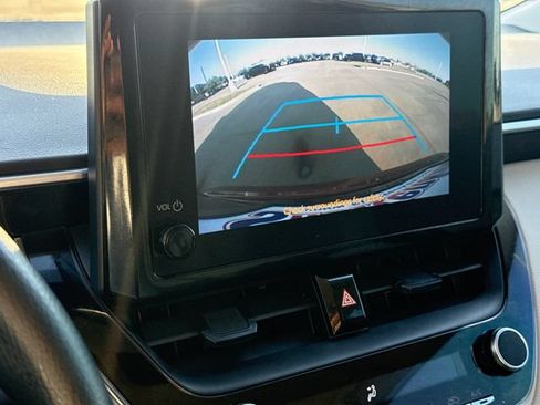 Used 2024 Toyota Corolla LE FWD image 24