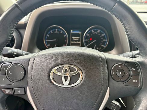 Used 2016 Toyota RAV4 XLE FWD image 13