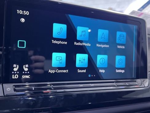 New 2025 Volkswagen Atlas SEL image 18