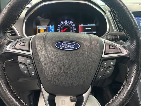 Used 2019 Ford Edge ST w/ Equipment Group 401A AWD/4WD image 14