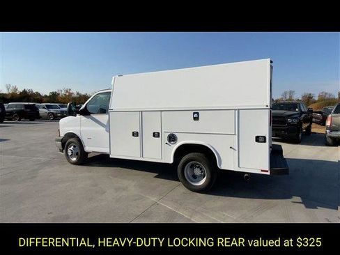 New 2024 Chevrolet Express 3500 w/ Power Convenience Package image 9