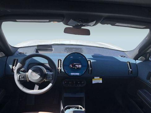 Used 2025 MINI Cooper Countryman S w/ Comfort Package Max image 15