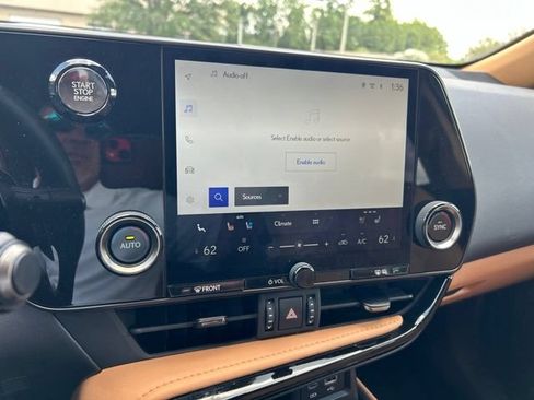 Used 2025 Lexus NX 250 FWD w/ Accessory Package (Z1) image 12