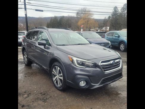 Used 2018 Subaru Outback 2.5i Limited image 2