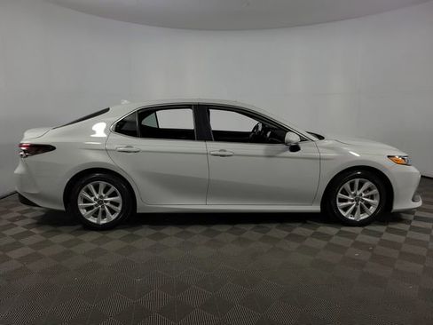 Used 2024 Toyota Camry LE w/ Convenience Package FWD image 11