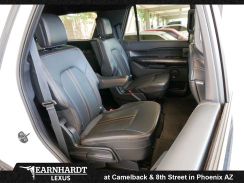 Used 2022 Ford Expedition Platinum AWD/4WD image 14