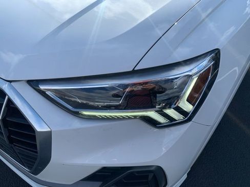 Used 2025 Audi Q3 2.0T Premium image 12