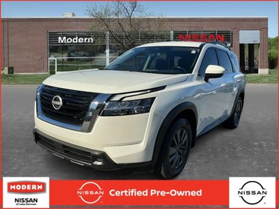 Certified 2022 Nissan Pathfinder SV