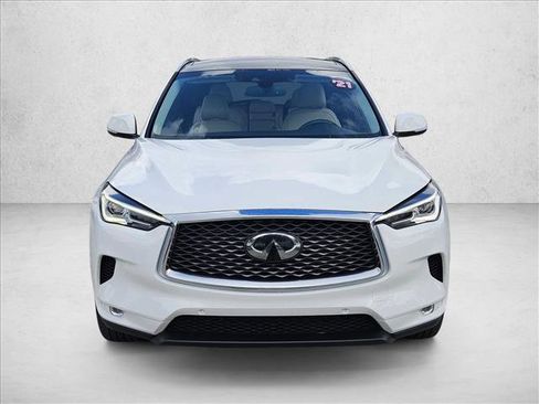 Used 2021 INFINITI QX50 Essential image 2