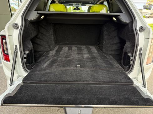 Used 2025 Rolls-Royce Cullinan Black Badge image 45