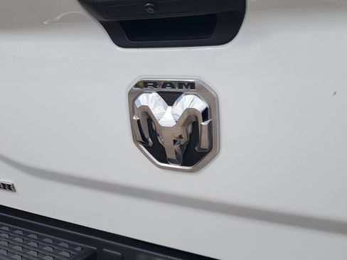 Used 2024 RAM 2500 Big Horn AWD/4WD image 9