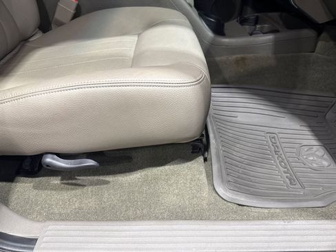 Used 2006 Dodge Dakota Laramie w/ Trailer Tow Group image 86