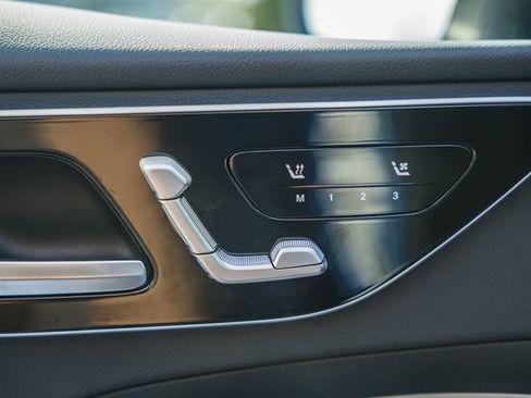 New 2026 Mercedes-Benz C 300 4MATIC Sedan image 38
