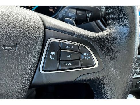 Used 2017 Ford Escape Titanium AWD/4WD image 12