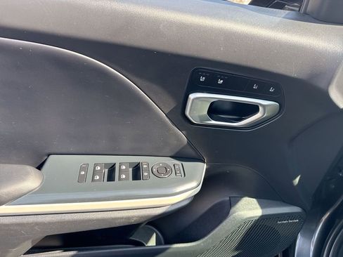 Used 2025 Kia K4 GT-Line w/ GT-Line Premium Package image 13