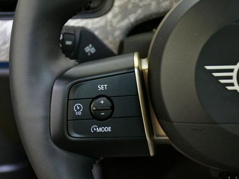 Used 2025 MINI Cooper S image 28