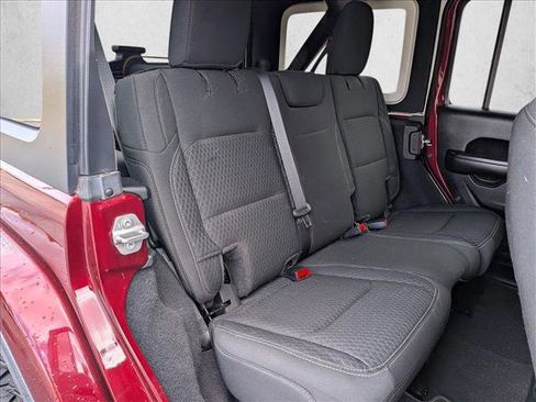 Used 2021 Jeep Wrangler Unlimited Sport image 19