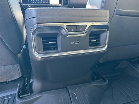 Used 2025 GMC Sierra 1500 SLT w/ SLT Premium Plus Package image 23