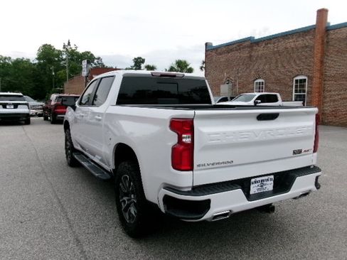Used 2024 Chevrolet Silverado 1500 RST AWD/4WD image 5